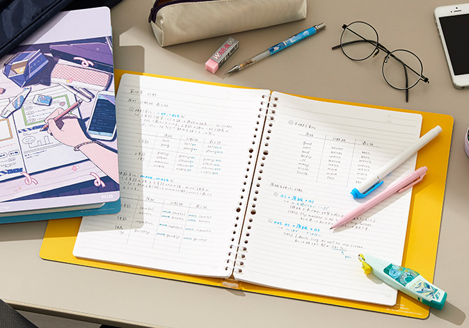 ルーズリーフバインダー