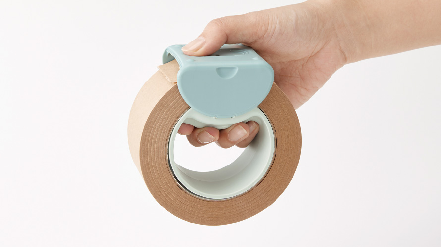 握りやすい立体カーブ形状